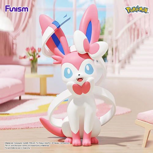 FUNISM Home Collection Pokémon Life Size Figur - Sylveon 45cm